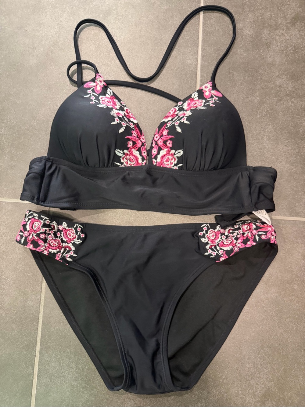 Hula Honey Black Floral Embroidered Women's Bikini Set NWOT size M